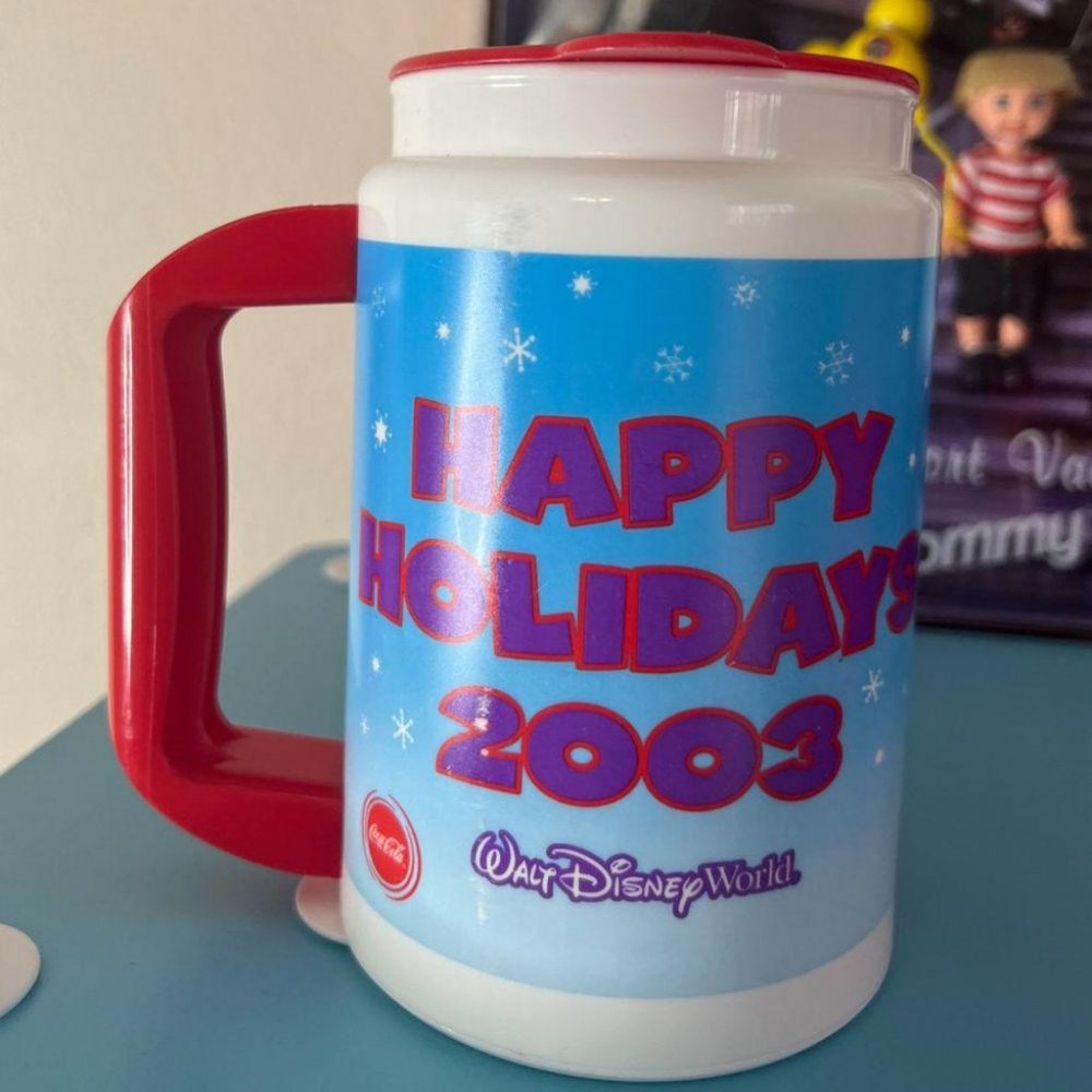 2003 HOLIDAY‎ DISNEY MUG